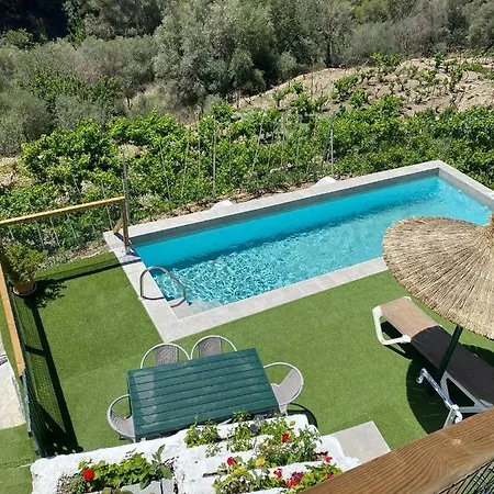 Flower Private Hot Pool